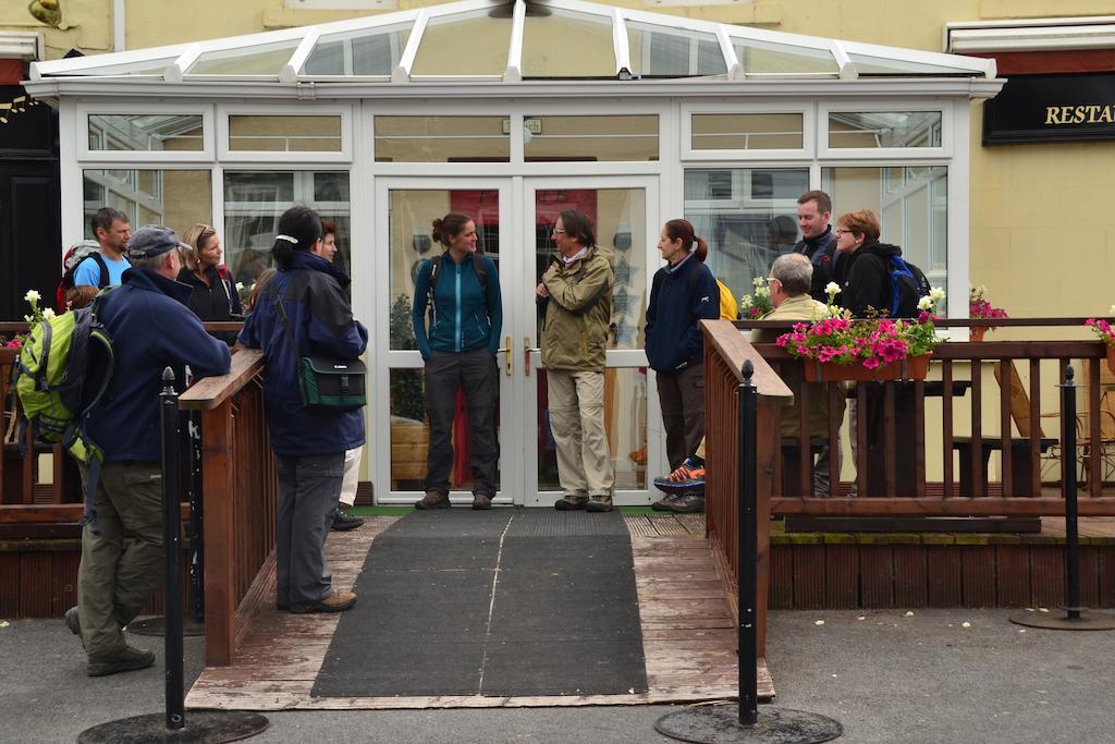 Fairhill House Hotel Clonbur Buitenkant foto